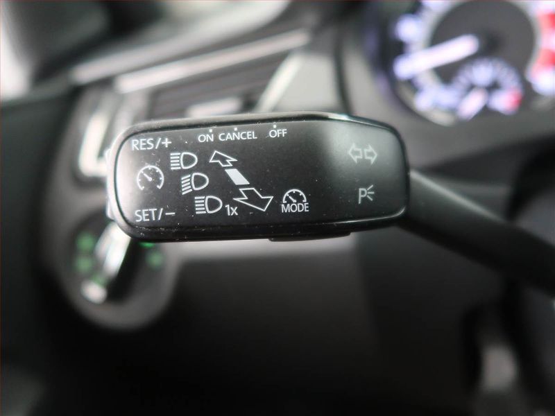 Škoda Rapid (2018) Monte Carlo 1.0 TSI, Bi-Xenony - fotka 16 z 19