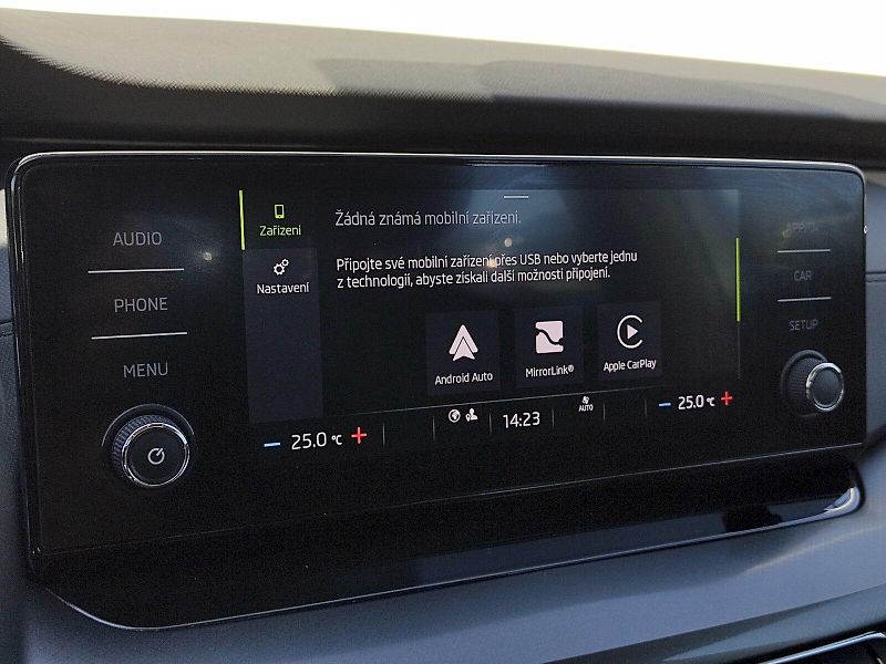 Škoda Octavia (2020) Ambition 2,0 Tdi 85 Kw - fotka 15 z 36