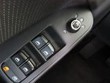 Audi A4 (2011) S-Line 2.7 TDI, Xenony - náhled 14