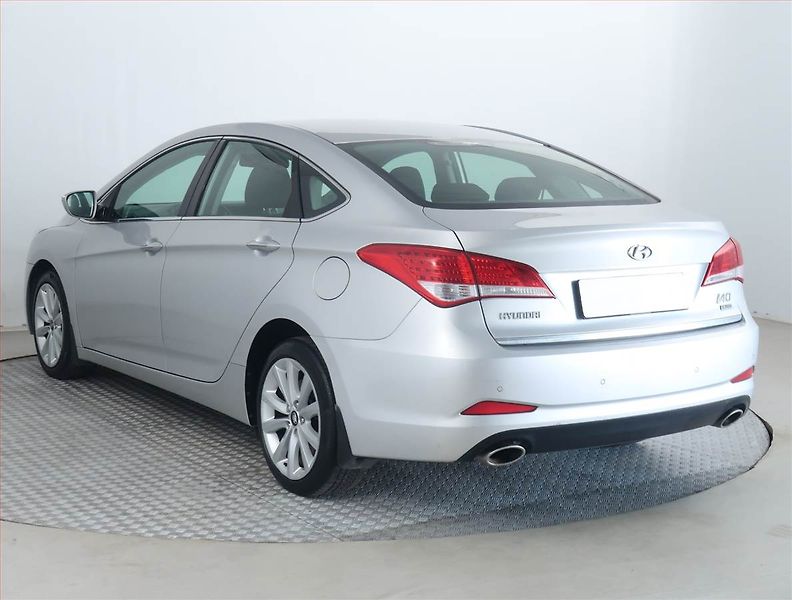 Hyundai i40 (2013) 1.7 CRDi, Tempomat - fotka 4 z 17