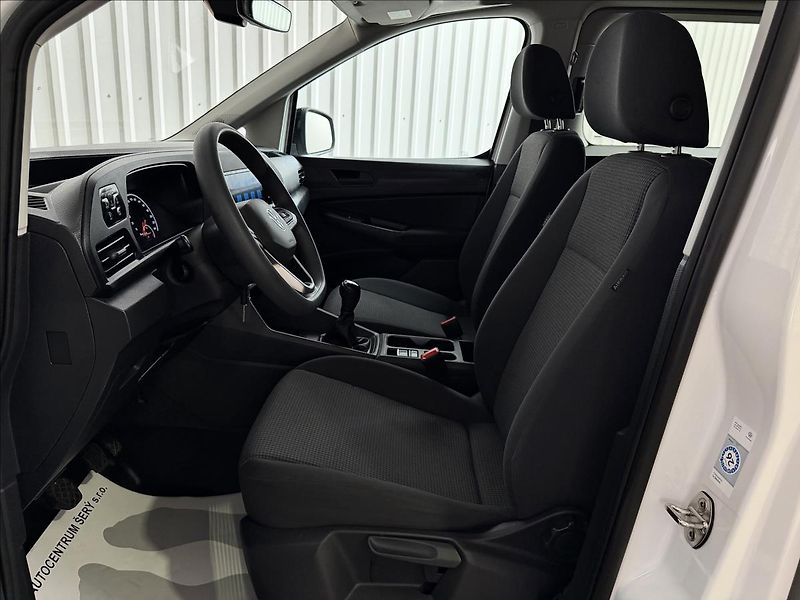Volkswagen Caddy MAXI 1.5TSI 7MÍST 1.MAJITEL - fotka 24 z 37