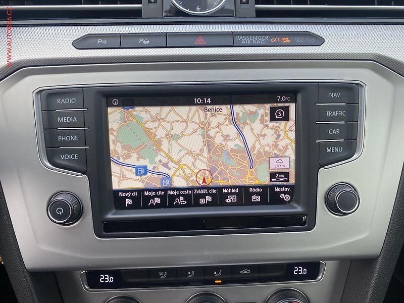Volkswagen Passat (2016) 1.6 TDi, DSG, navi, AC - fotka 19 z 19