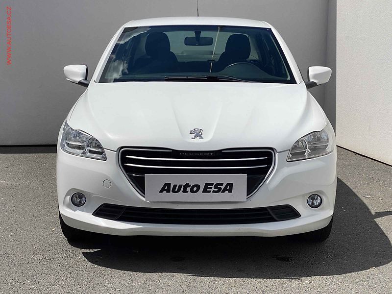 Peugeot 301 (2015) 1.2PT, 2.maj,ČR, AC, tažné - fotka 2 z 17