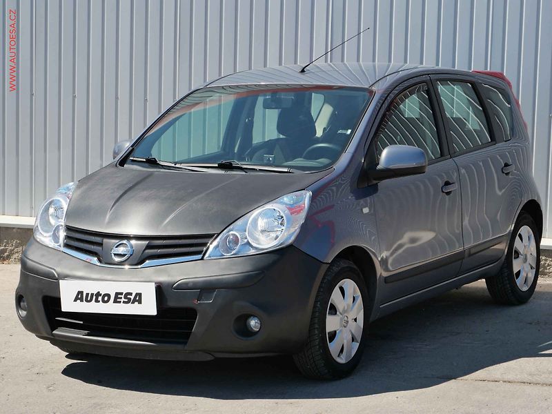 Nissan Note (2007) 1.5 dCi, AC, park.asist - fotka 3 z 14