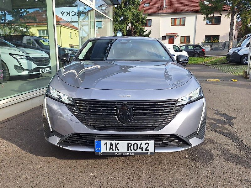 Peugeot 308 (2025) SW ALLURE Hybrid 145 e-DCS6 - fotka 2 z 21