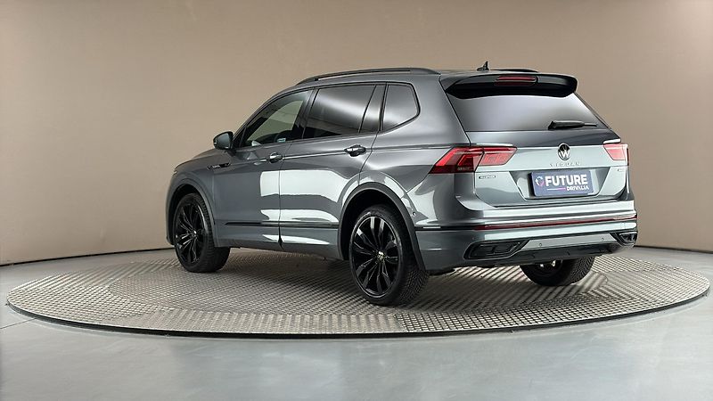 Volkswagen Tiguan Allspace 2.0 TDI DSG 4MOTION R-Line - fotka 2 z 30