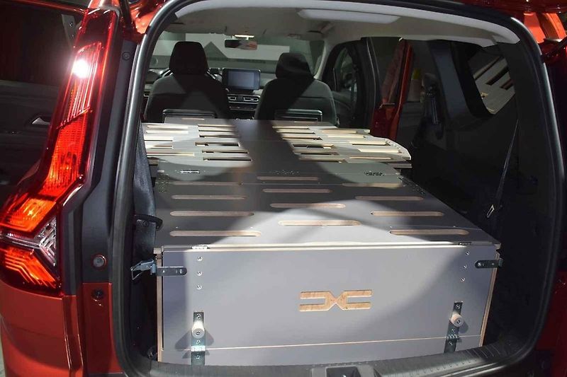 Schématický náčrt nových modelů Renaultu