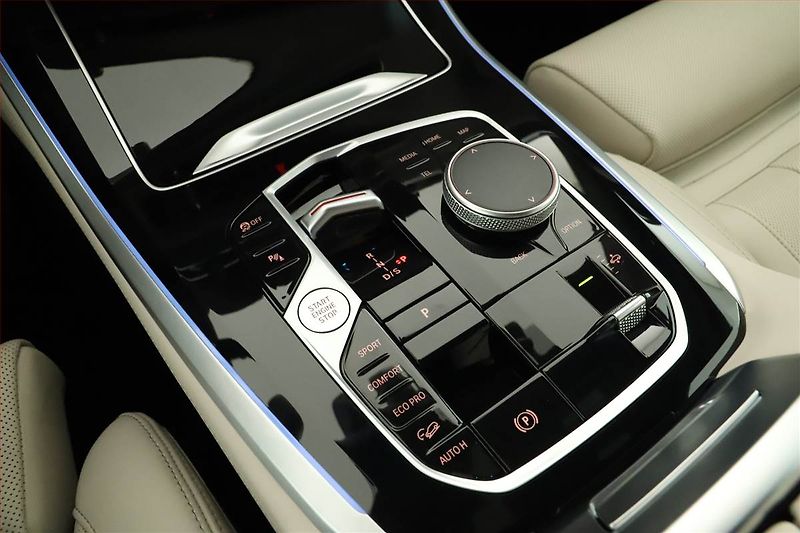 BMW X5 (2025) xDrive30d - fotka 10 z 23