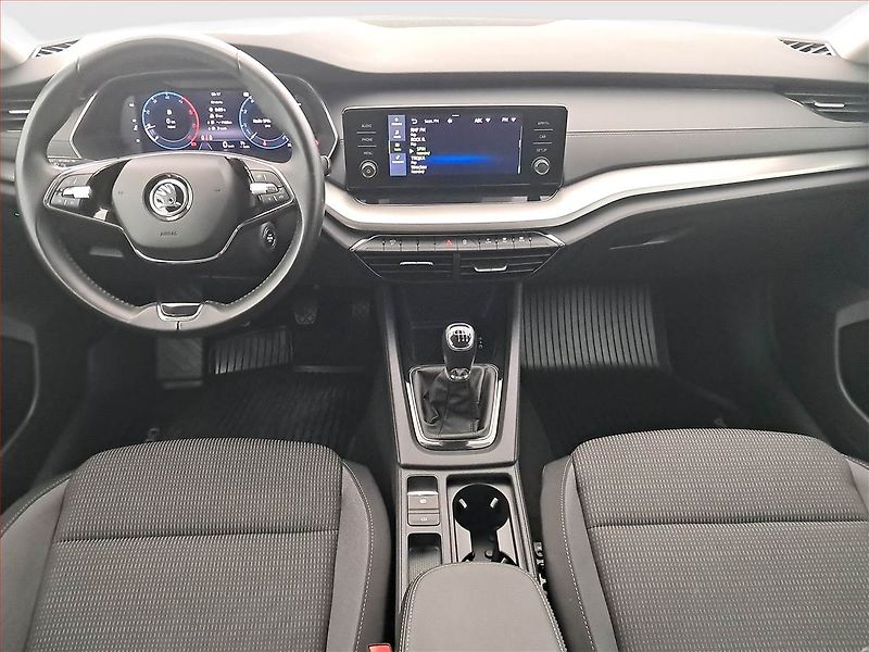 Škoda Octavia (2023) Ambition 2.0 TDI - fotka 8 z 17