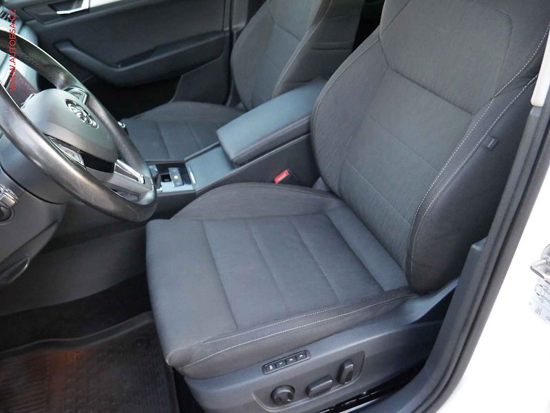 Škoda Superb (2017) 2.0 TDi, 2.maj,ČR, Bixen - fotka 9 z 18