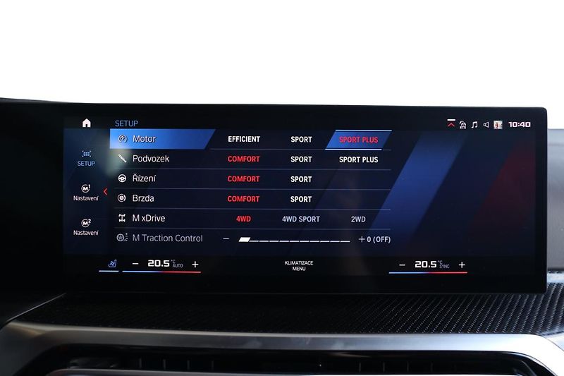 BMW M4 Competition M xDrive - fotka 23 z 35
