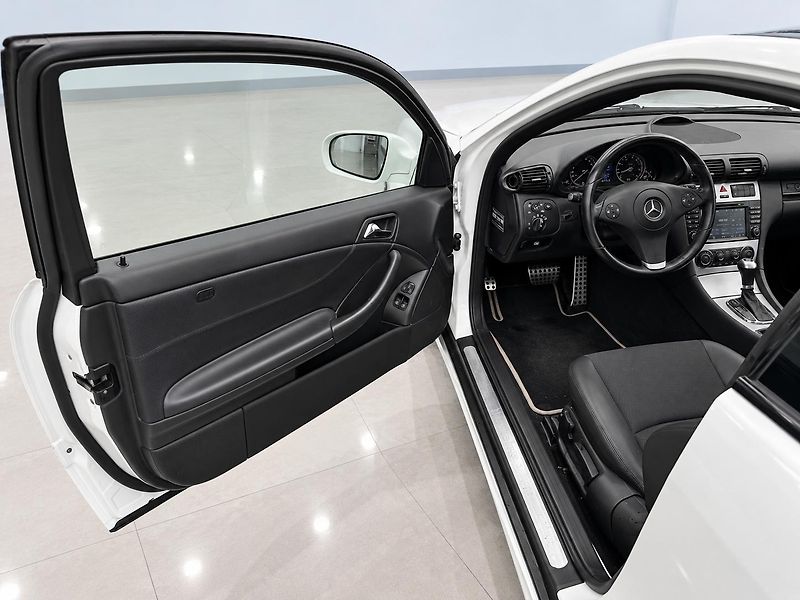 Mercedes-Benz CLC (2010) - fotka 16 z 19