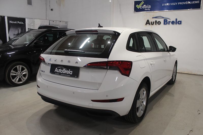 Škoda Scala (2019) 1.0 TSI 70kW Klima LED - fotka 12 z 31