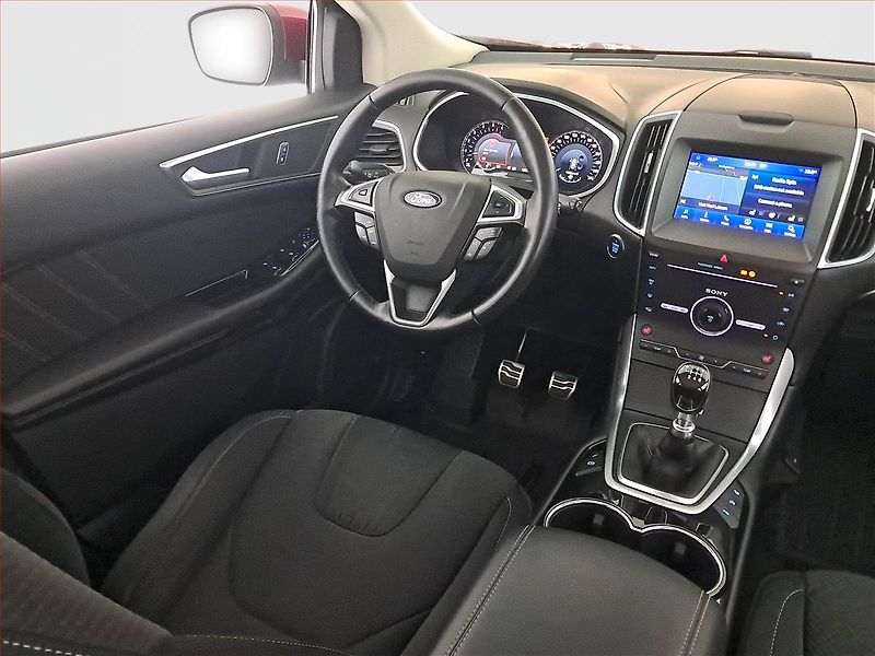 Ford Edge (2016) ST-Line 2.0 TDCI, 4X4, Navi - fotka 7 z 18