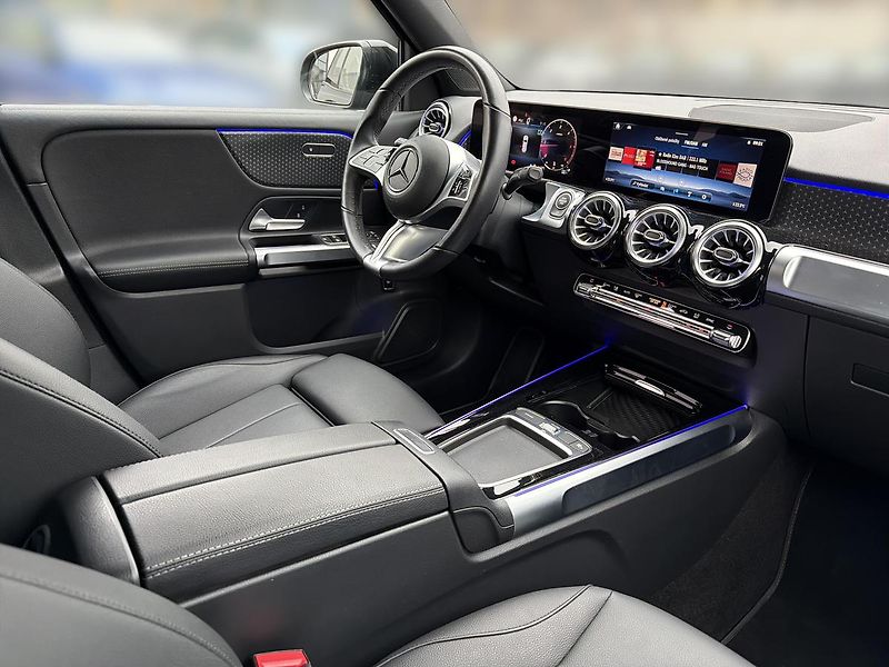 Mercedes-Benz GLB 200d 4M - fotka 12 z 18
