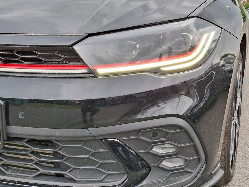 Volkswagen Polo (2023) GTI DSG 2,0TSi 152kW - fotka 33 z 34