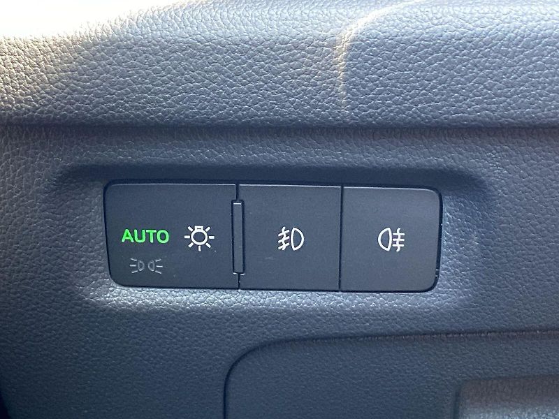 Škoda Octavia (2023) Combi 2.0 TDI DSG Style+ - fotka 18 z 33