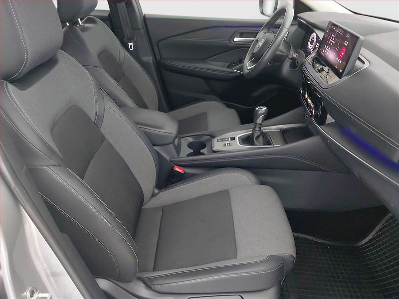 BMW X2 (2024) sDrive20i - fotka 7 z 20