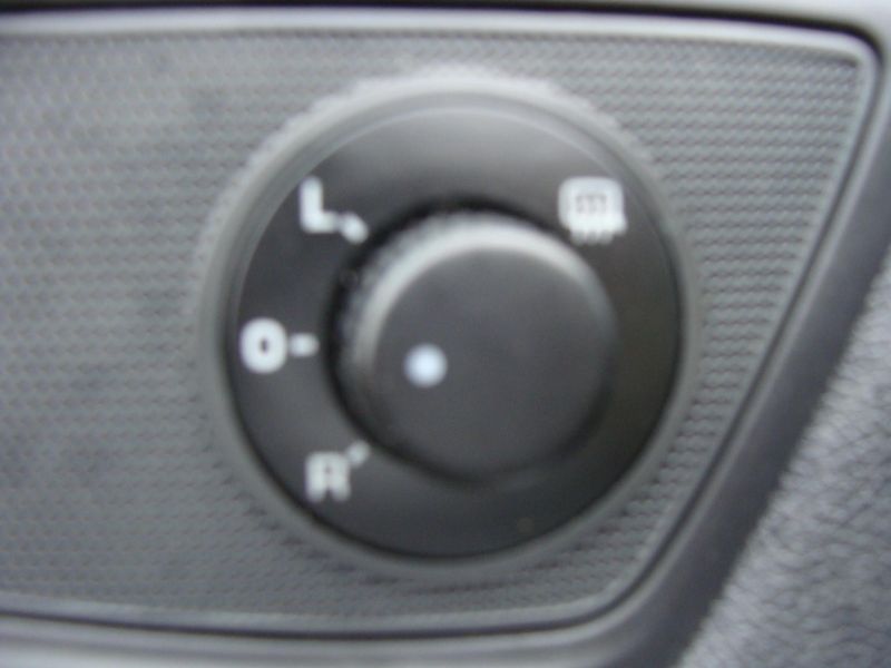 Škoda Octavia 1.4 TSi, 90 kW, klimatizace - fotka 15 z 27
