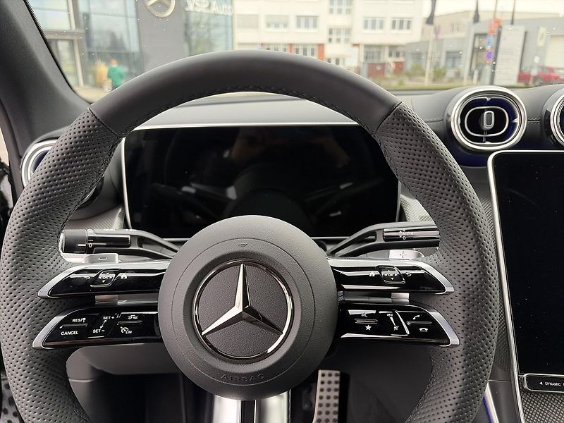 Mercedes-Benz GLC (2026) 220 d 4MATIC kupé - fotka 10 z 15