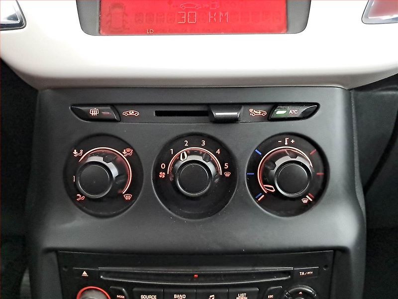 Citroën C3 (2012) 1.4 i, Serv.kniha - fotka 13 z 15