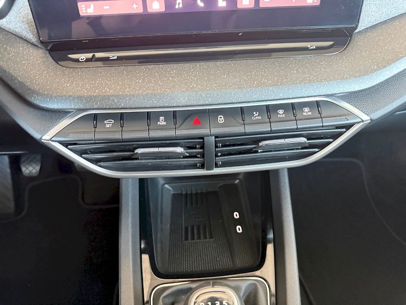 Škoda Octavia (2025) Top Selection 1.5 TSI / 110 kW - fotka 17 z 29