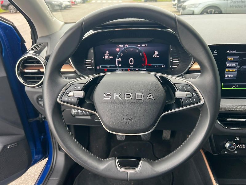 Škoda Fabia Selection 1,0 TSI 85KW - fotka 11 z 27