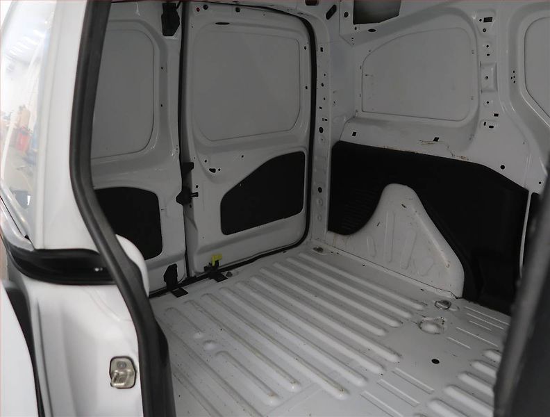 Citroën Berlingo (2017) 1.6 BlueHDi, 3Místa - fotka 14 z 16
