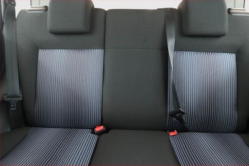 Ford Fusion (2007) 1.4, po STK, Klima, rezervace - fotka 10 z 15