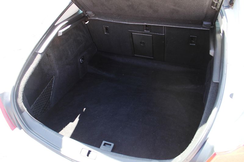 Opel Insignia (2011) REZERVACE - fotka 11 z 16