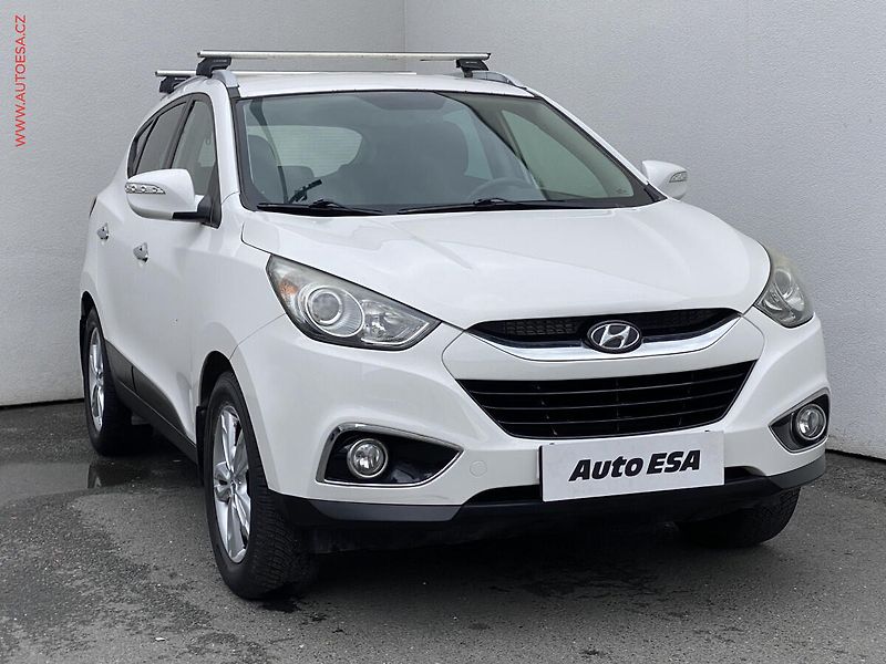 Hyundai ix35 (2011) 1.6 GDi, ČR, AC, park.čidla - fotografie inzerátu