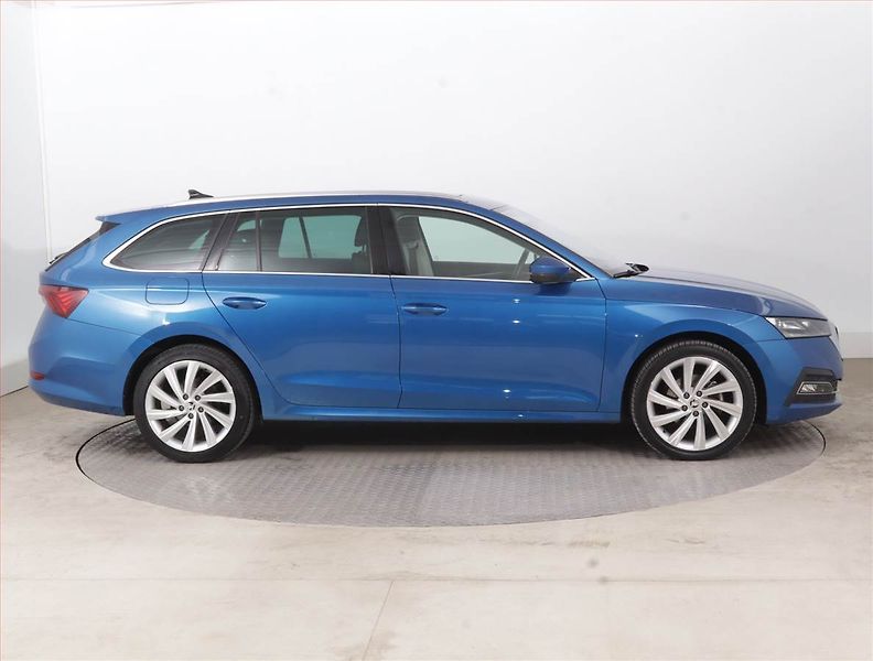 Škoda Octavia (2023) Style 2.0 TDI - fotka 6 z 19