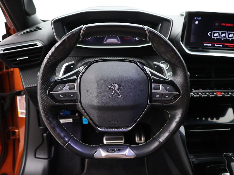 Peugeot 2008 1,2 PT114kW CZ GT-line - fotka 18 z 40