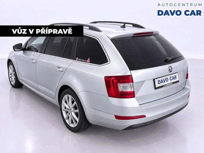 Škoda Octavia 2,0 TDI 110kW Elegance Xenon - fotka 2 z 12
