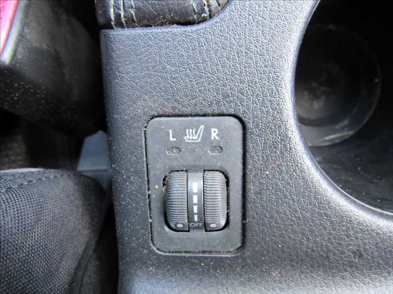 Subaru Legacy 2,0 R 121kW 4x4 - fotka 19 z 33