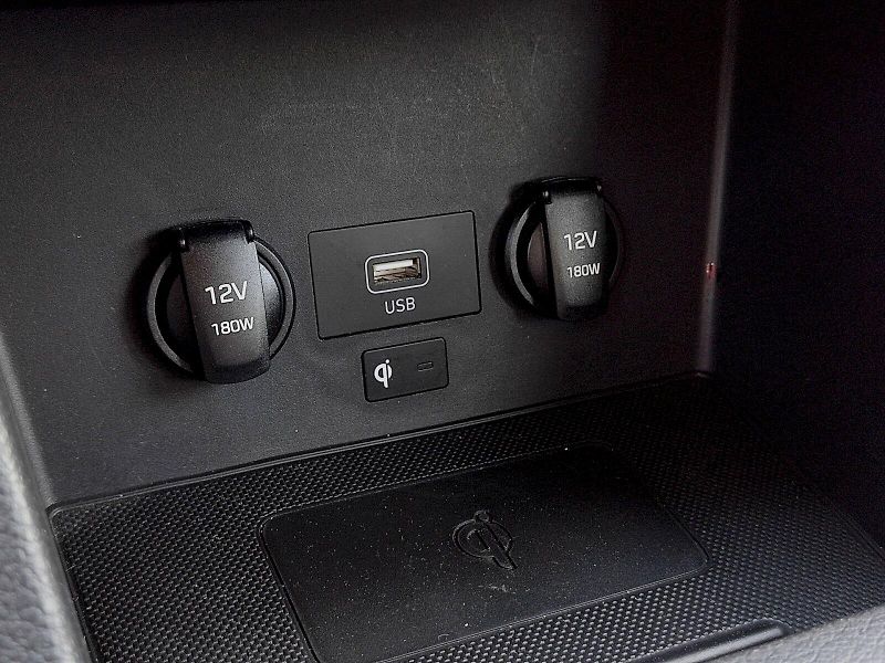 Hyundai i30 (2024) CW 1,5 T-GDI 117 kw - fotka 24 z 35