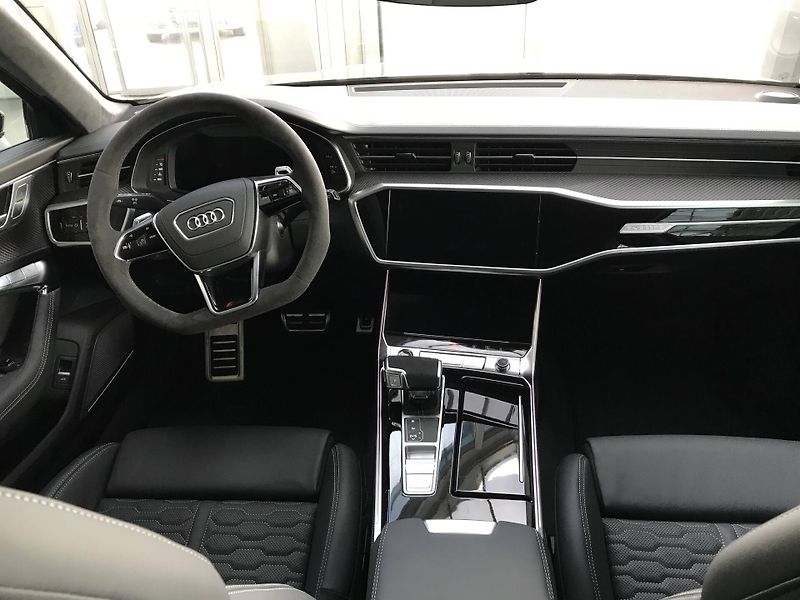 Audi A6 RS6 Performance Quattro 8TT 4, - fotka 9 z 17