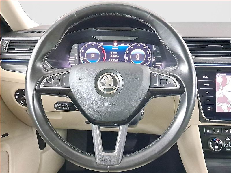 Škoda Superb (2019) 2.0 TDI, 4X4, Automat, Navi - fotka 22 z 25