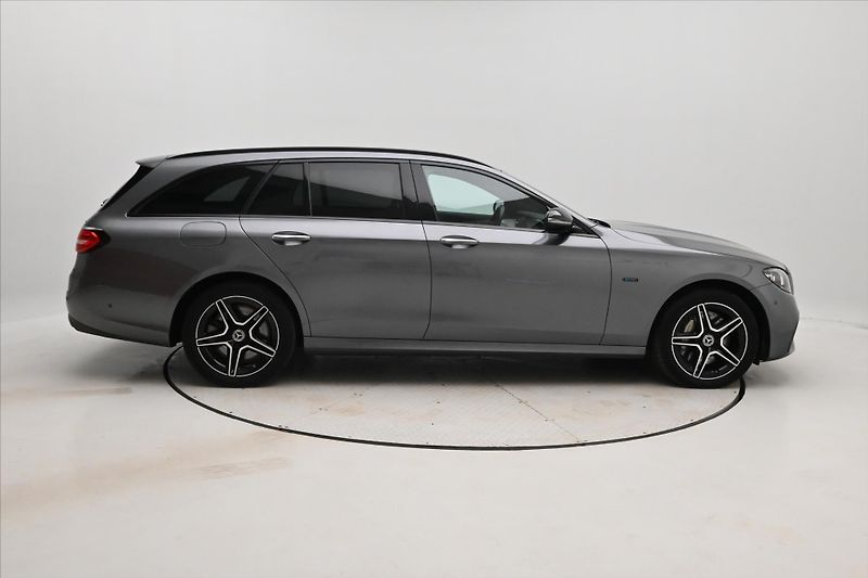 Mercedes-Benz Třídy E 2,0 300de 225kW 4Matic Záruka - fotka 4 z 30