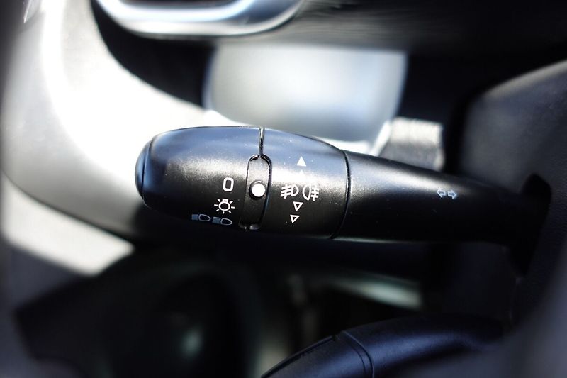 Citroën C3 Picasso 1,4VTi 70kW M/T Exclusive - fotka 20 z 26