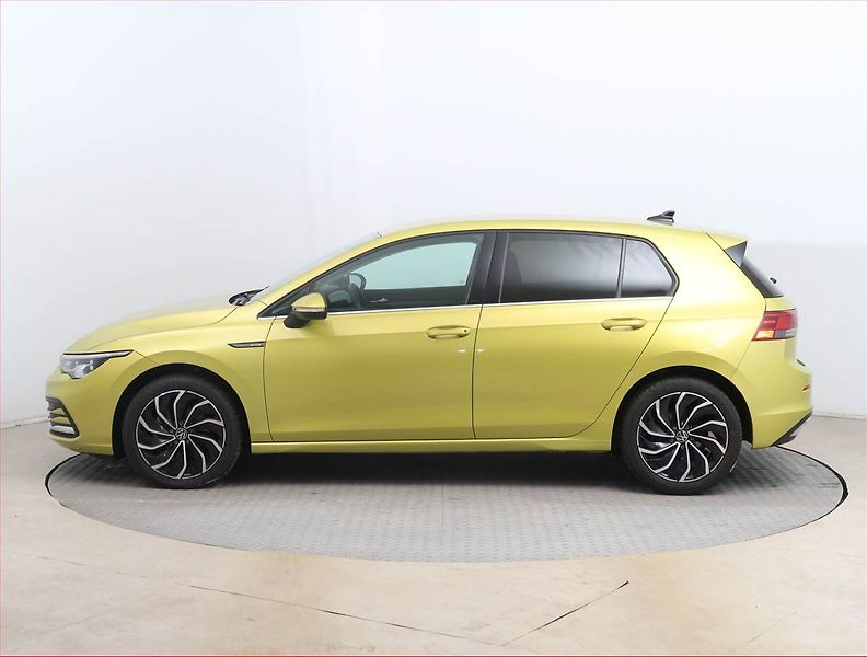 Volkswagen Golf (2020) Style 1.5 TSI - fotka 3 z 20
