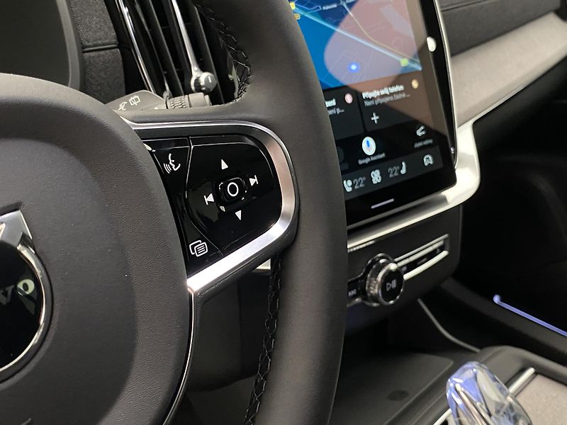 Volvo XC90 (2026) T8 AWD Plug-in BRIGHT PLUS 7m - fotka 28 z 73