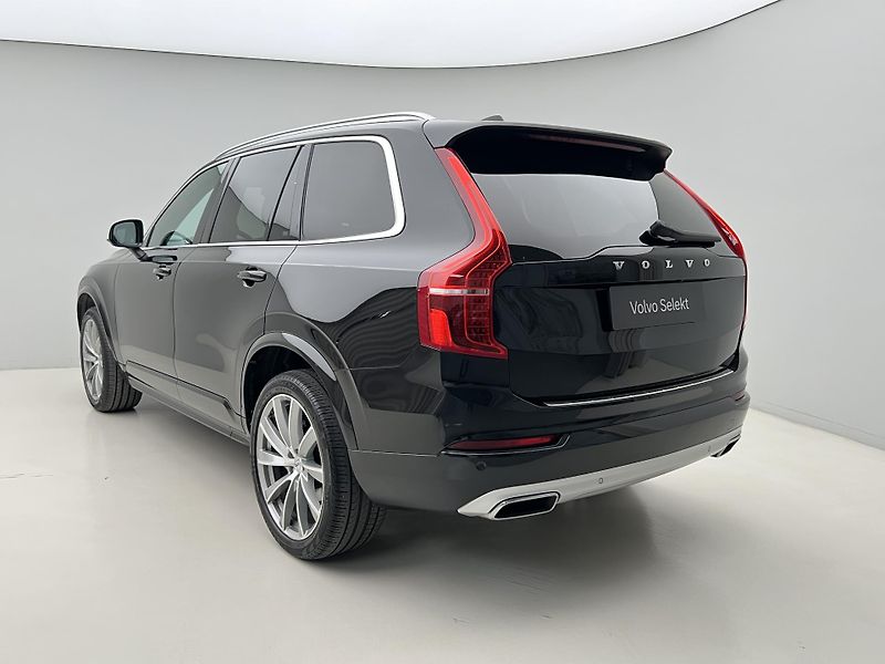 Volvo XC90 B5 AWD MOMENTUM PRO AUT - fotka 11 z 40