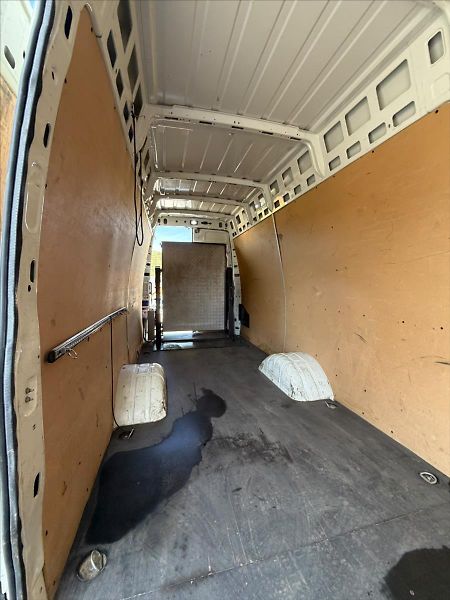 Iveco Daily 3,0 70C18HA8V 18cm3 - fotka 19 z 46