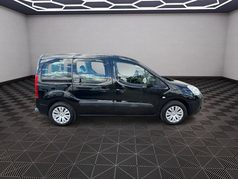 Citroën Berlingo (2010) 1.6i 88kw - fotka 8 z 17