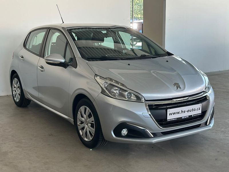 Peugeot 208 1,2 Puretech, tempomat, ČR - fotka 1 z 16