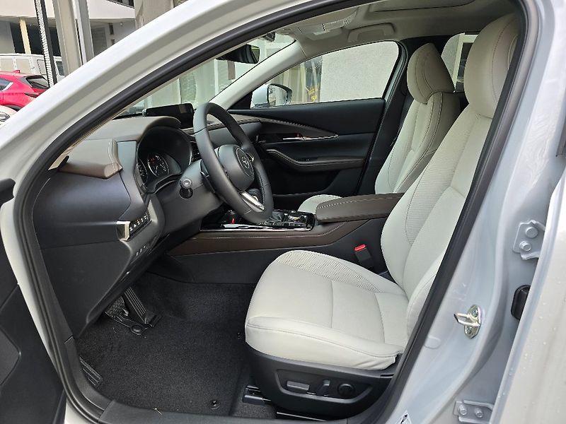 Mazda CX-30 (2024) X186 6AT AWD TAKUMI SUNR WLOP - fotka 4 z 7
