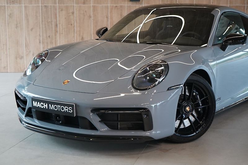 Porsche 911 Carrera 4 GTS, Aerokit, Lift - fotka 9 z 55