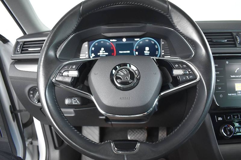 Škoda Superb (2022) 2.0TDI 110kW DSG,Tažné,100% Se - fotka 18 z 28