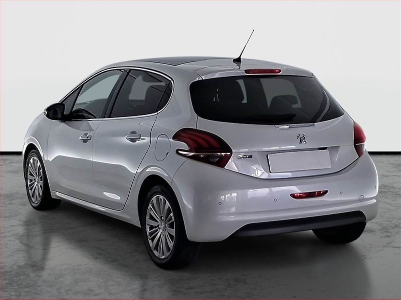 Peugeot 208 (2019) 1.2 PureTech, Automat, Navi - fotka 4 z 20